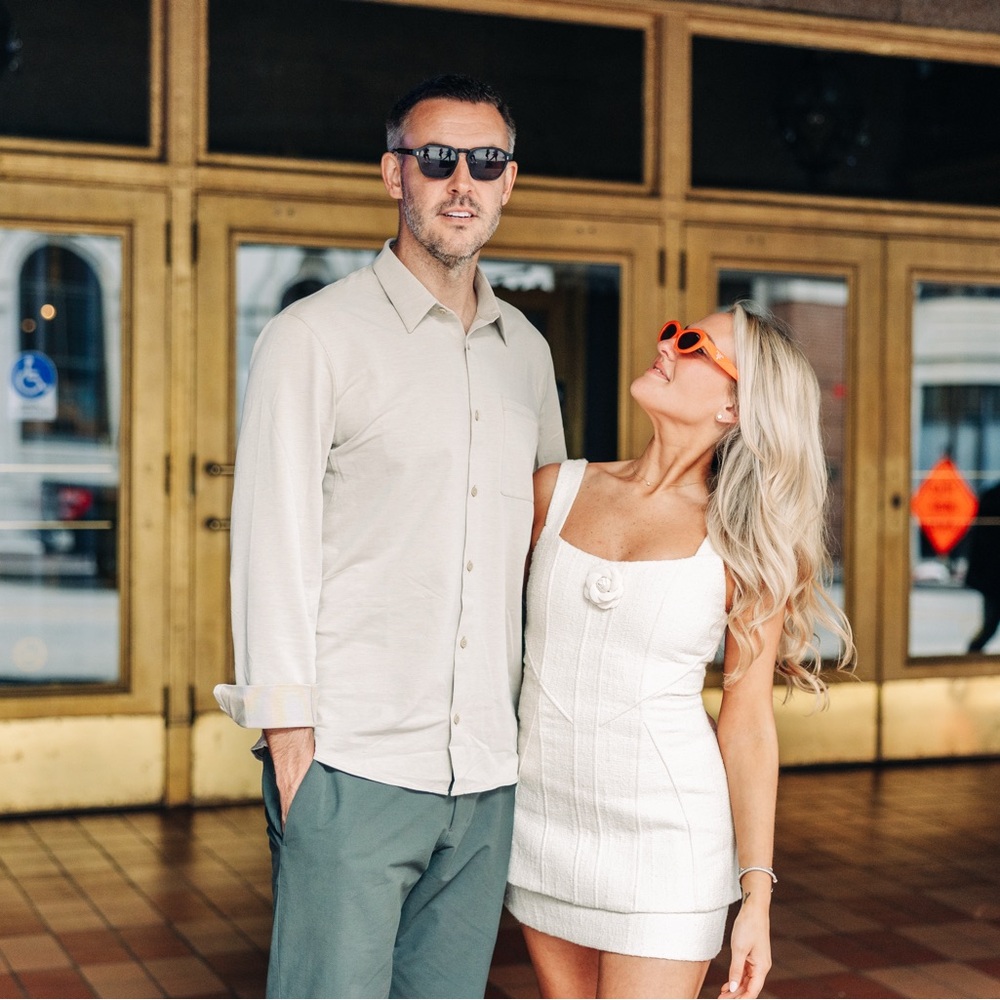 Heiress Beverly Hills CREAM BOUCLE FLOWER MINI DRESS